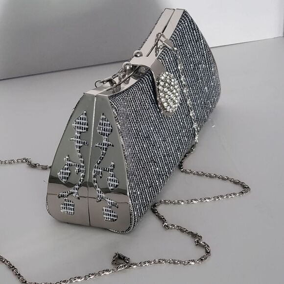 Vintage Silver Evening Bag with Rhinestone Cluster Clasp - Picture 3 of 8